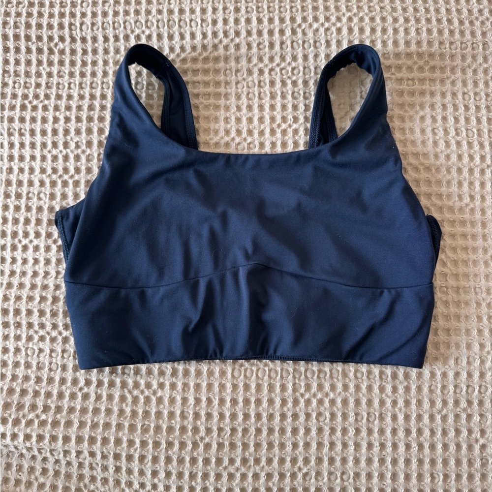 Women’s Gymshark sports bra - large